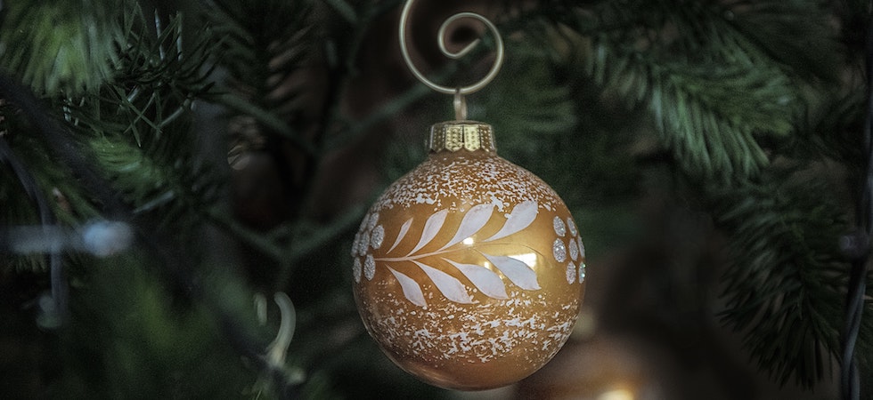 julgran julkula guld - öppettider i jul